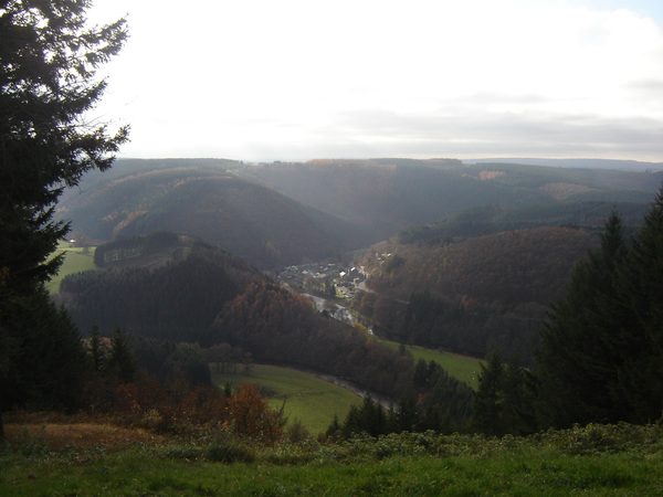 Uitzicht over het dal van de Ourthe.